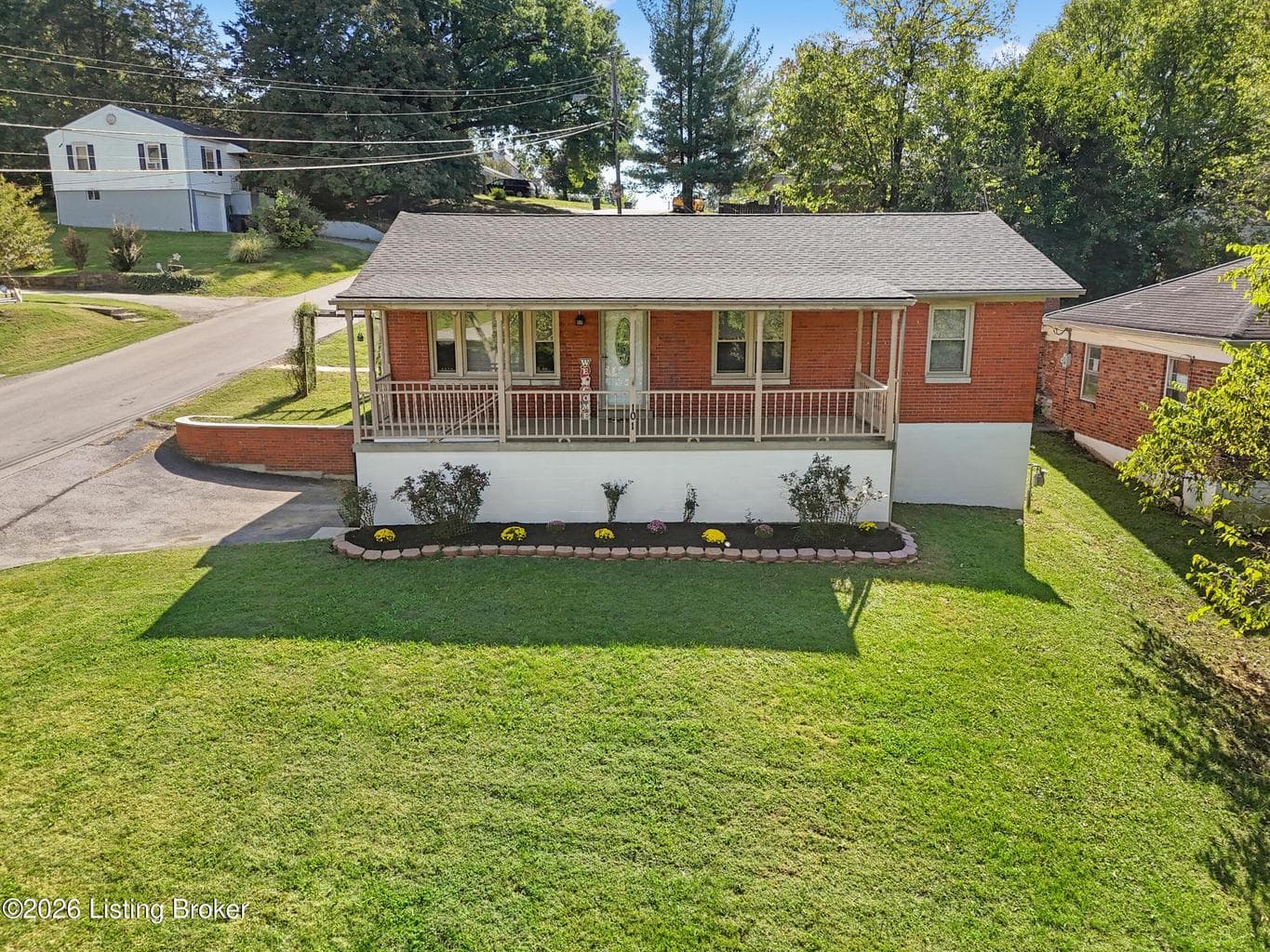 101 Marlowe Ct, Frankfort - photo 1 of 29