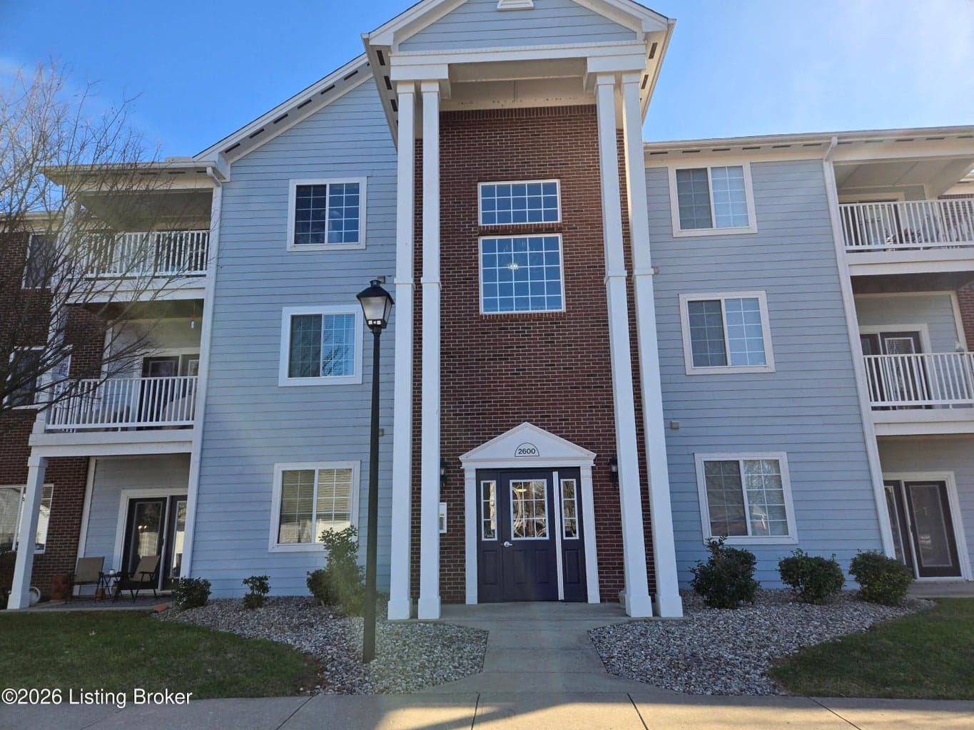 2600 Aristocrat Pl, Louisville - photo 1 of 24