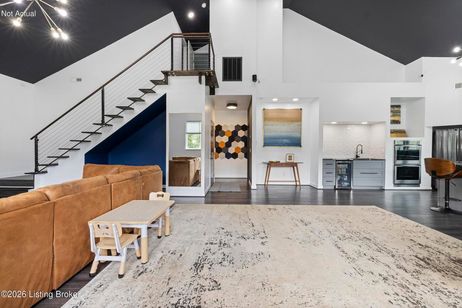 904 Riverside Dr, Louisville - photo 1 of 50