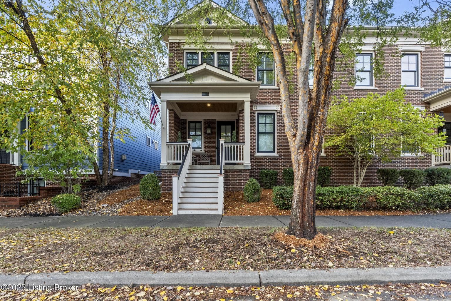 9405 Delphinium St, Prospect - photo 1 of 70