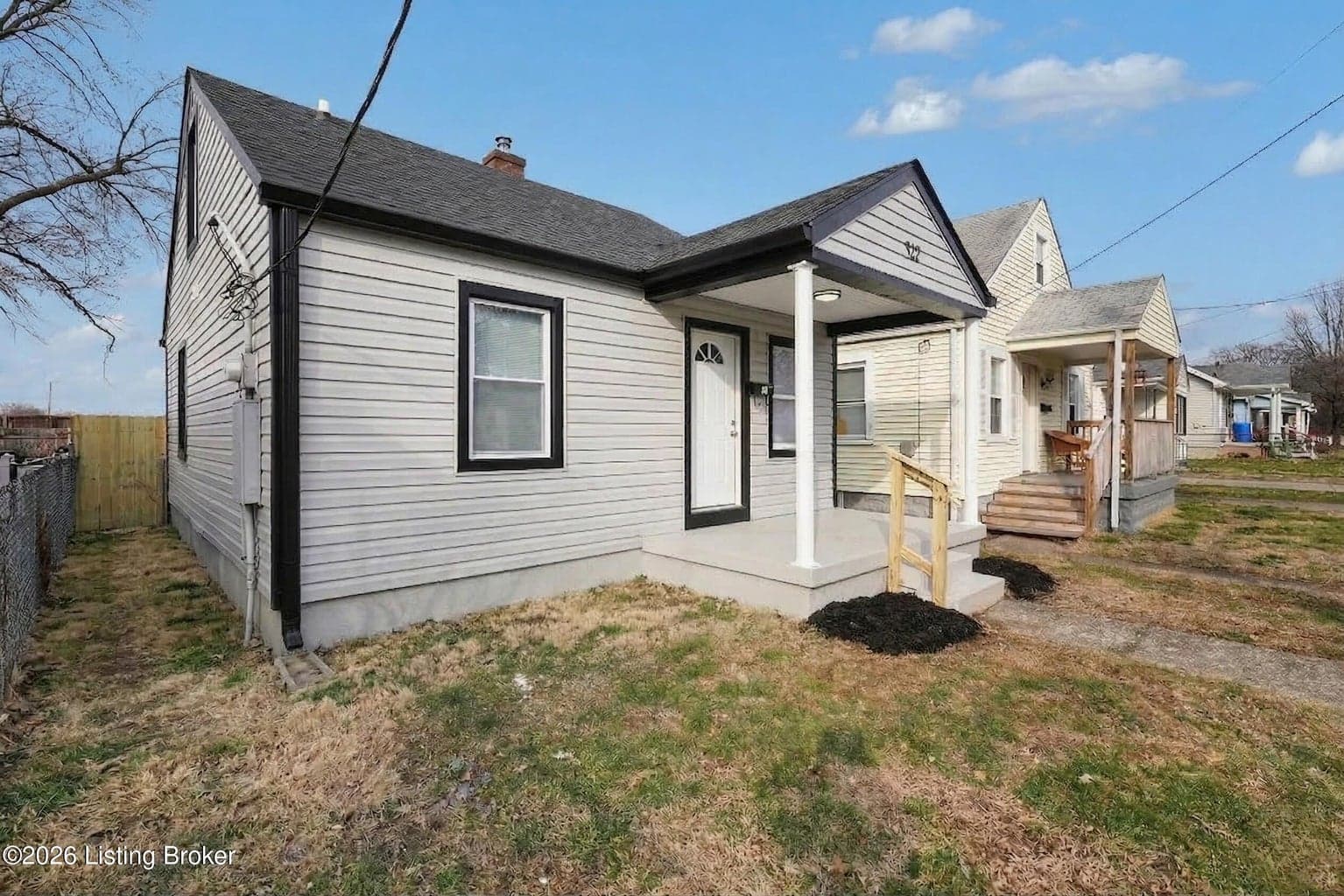 927 Dresden Ave, Louisville - photo 1 of 24