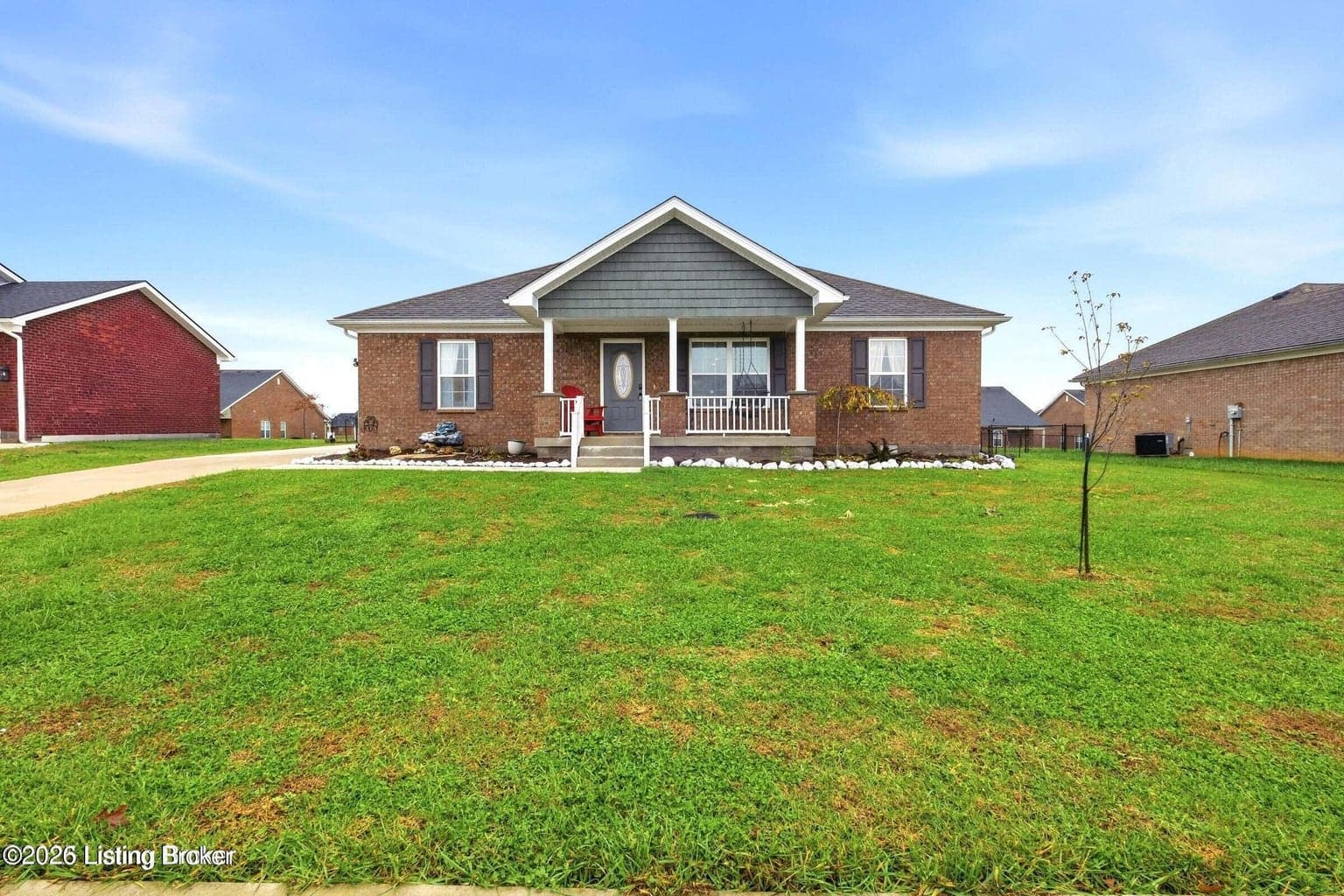 310 Oak Hill Ct, Bardstown - photo 1 of 24