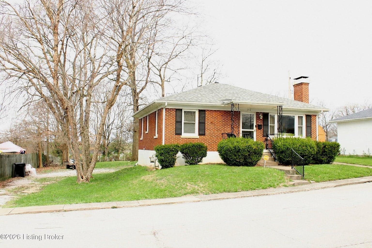 154 Sunset Dr, Frankfort - photo 1 of 15