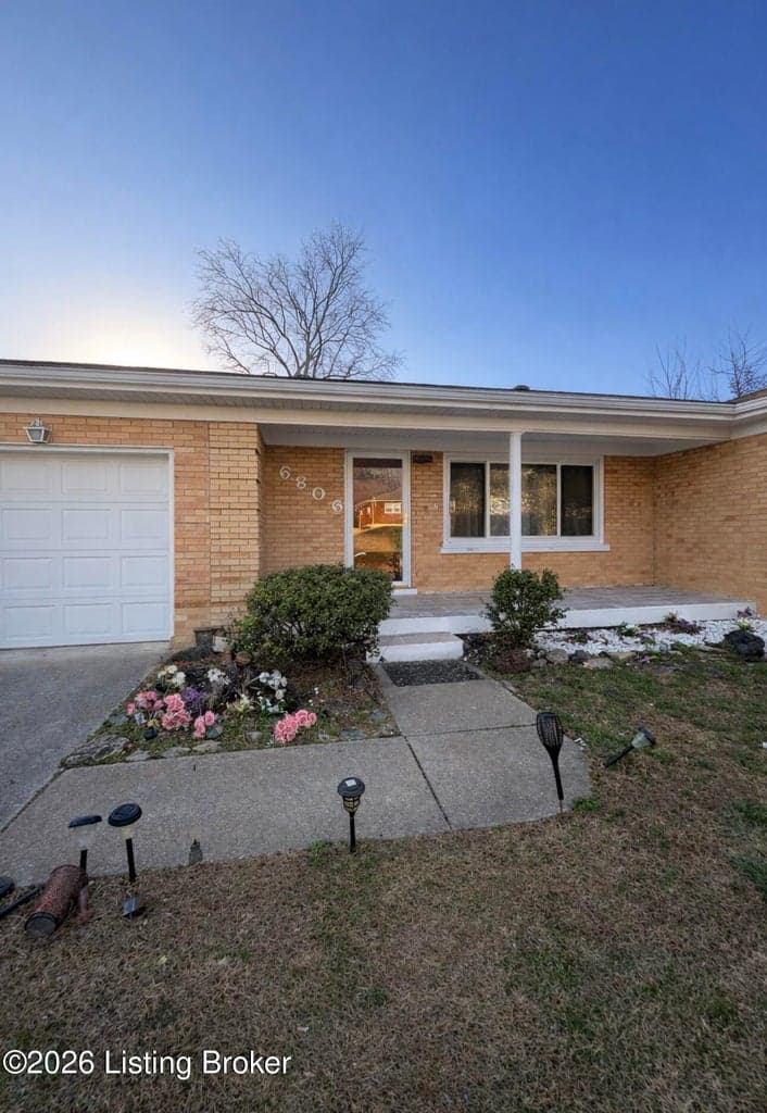 6806 Mariposa Dr, Louisville - photo 1 of 19