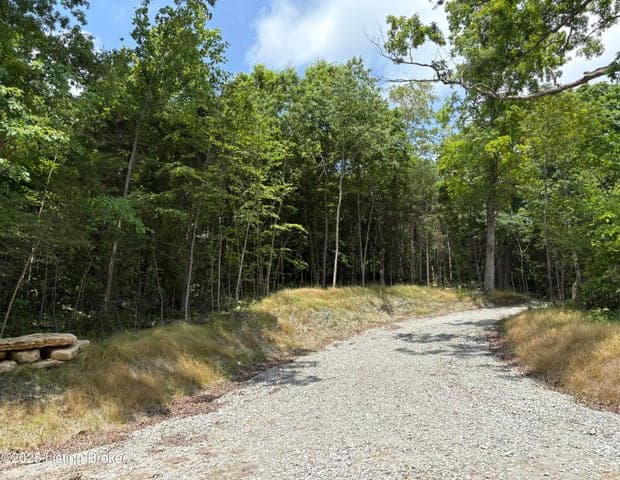 6403 New Cut Rd, Crestwood