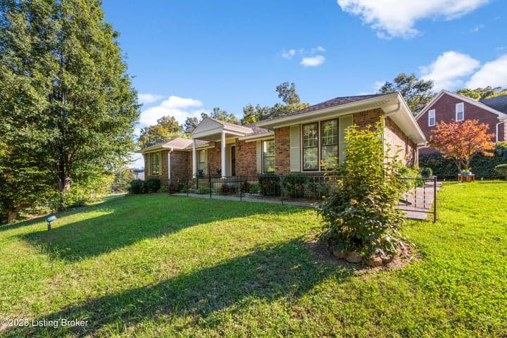 1104 Palatka Rd, Louisville - photo 3 of 45