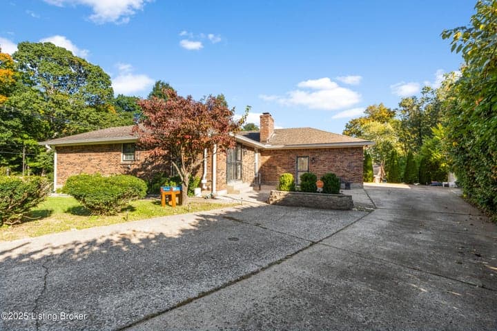 1104 Palatka Rd, Louisville - photo 5 of 45