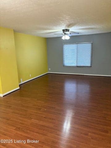 7008 Wildwood Cir, Louisville - photo 3 of 14