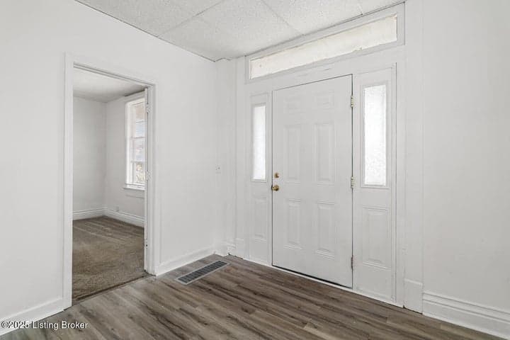 2604 Hale Ave, Louisville - photo 3 of 37