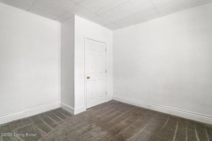 2604 Hale Ave, Louisville - photo 4 of 37