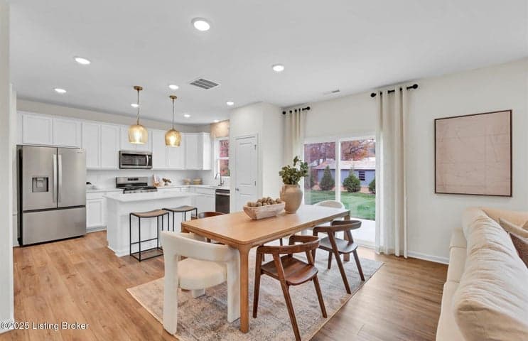 8509 Lysander Dr, Louisville - photo 5 of 29