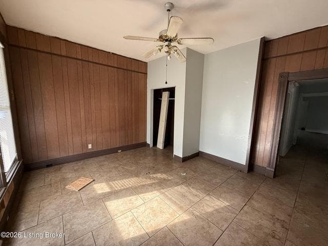 2703 Hale Ave, Louisville - photo 2 of 11