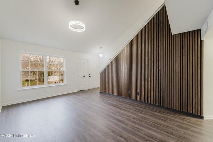 4118 Willowview Blvd, Louisville - photo 4 of 43