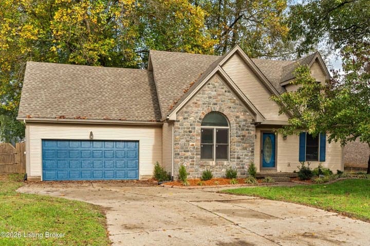 4809 Grecian Ct, Louisville - photo 3 of 38