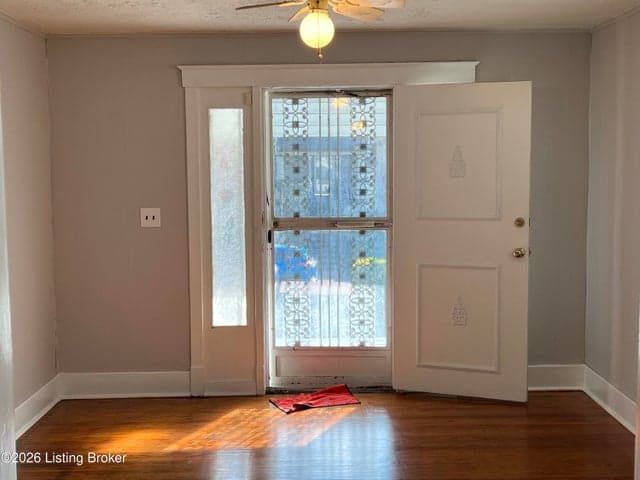 2333 Greenwood Ave, Louisville - photo 5 of 16