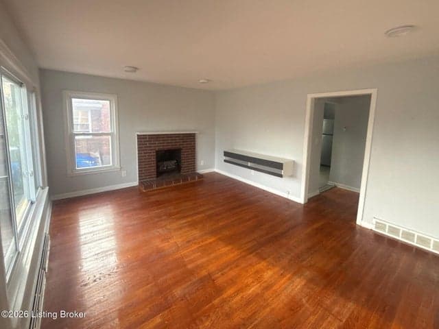 3512 Kerry Dr, Louisville - photo 3 of 29