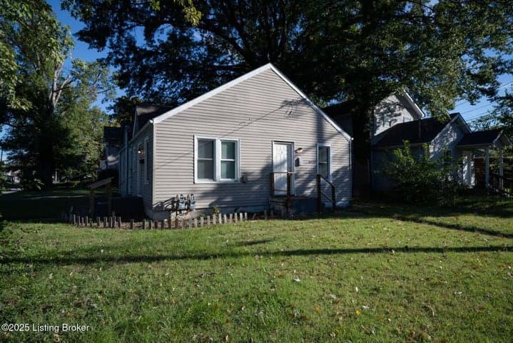 1443 32nd St, Louisville - photo 5 of 46