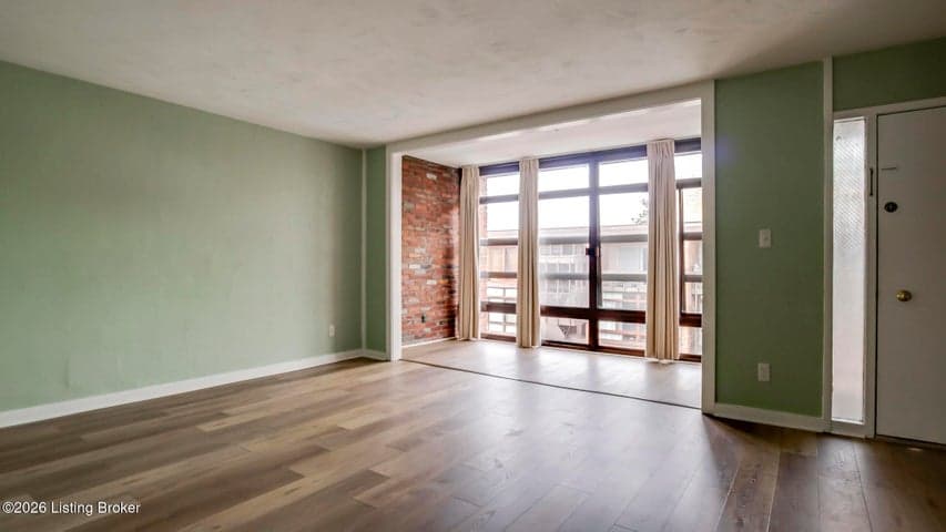 1040 Cherokee Rd, Louisville - photo 2 of 22