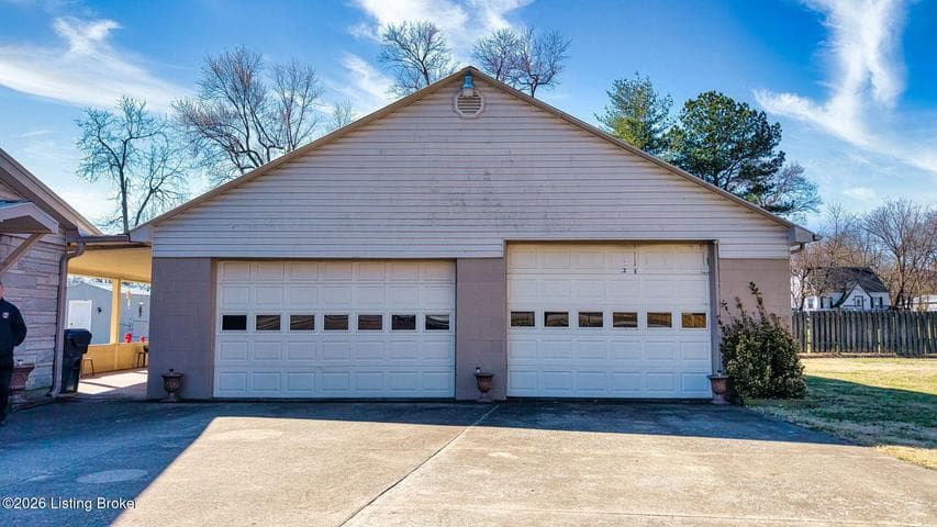 4308 Wilmoth Ave, Louisville - photo 3 of 43