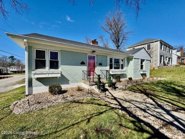 500 Doctor St, Springfield - photo 2 of 19