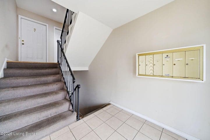 737 Hite Ave, Louisville - photo 4 of 53