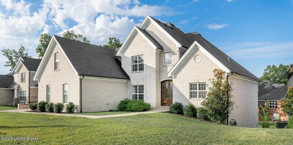 17400 Shakes Creek Dr, Louisville - photo 2 of 66