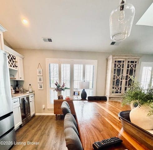 1277 Parkway Gardens Ct, Louisville - photo 4 of 27