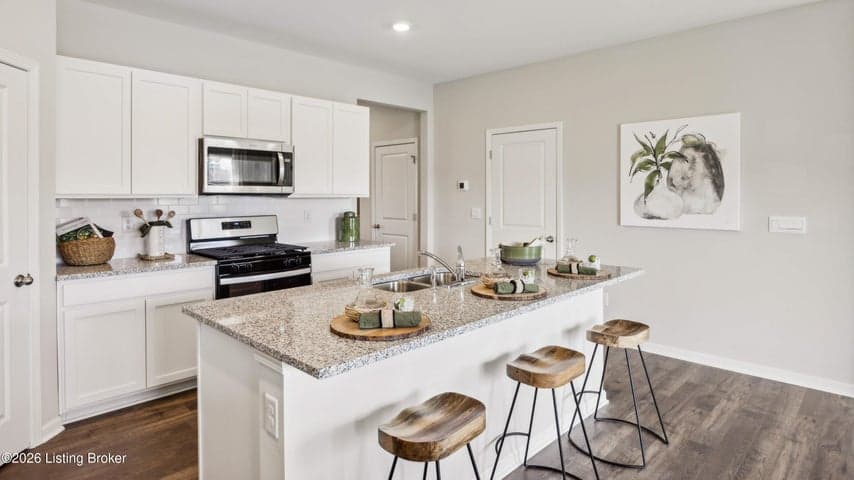 11124 Pheasant Run Ct, Louisville - photo 2 of 10