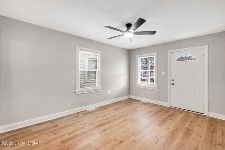 927 Dresden Ave, Louisville - photo 4 of 24