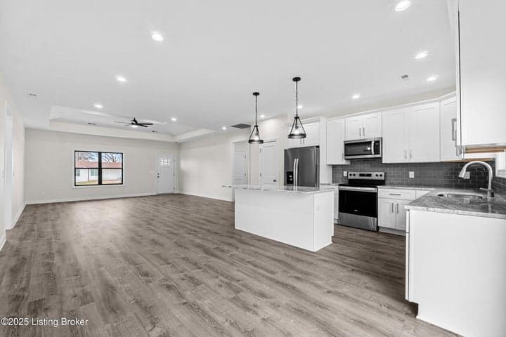 211 Alreva Rd, Louisville - photo 2 of 21