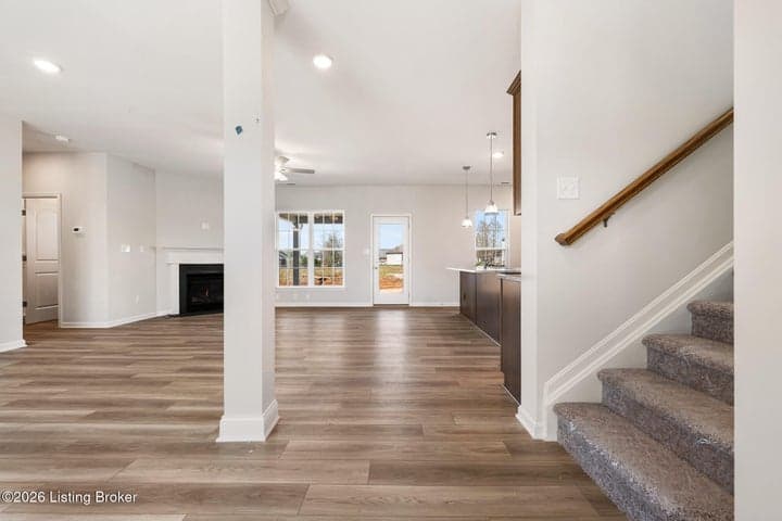 7824 Copper Drift Way, Louisville - photo 5 of 37