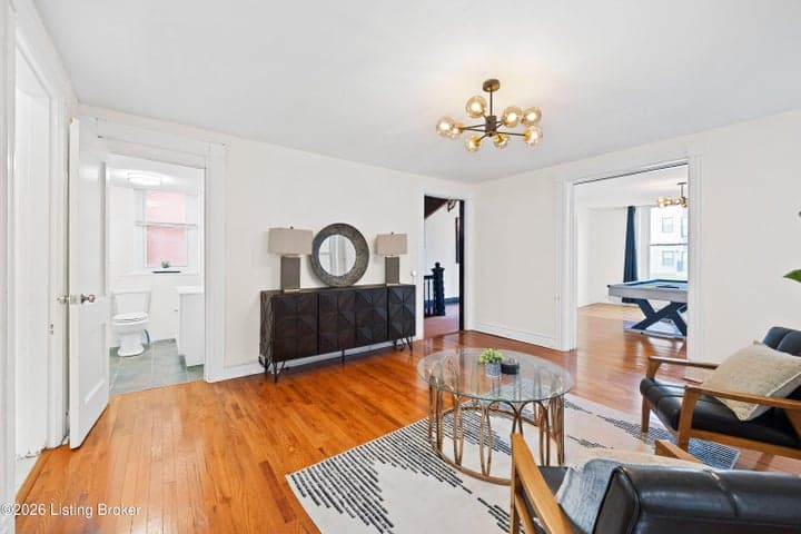 319 St Catherine St, Louisville