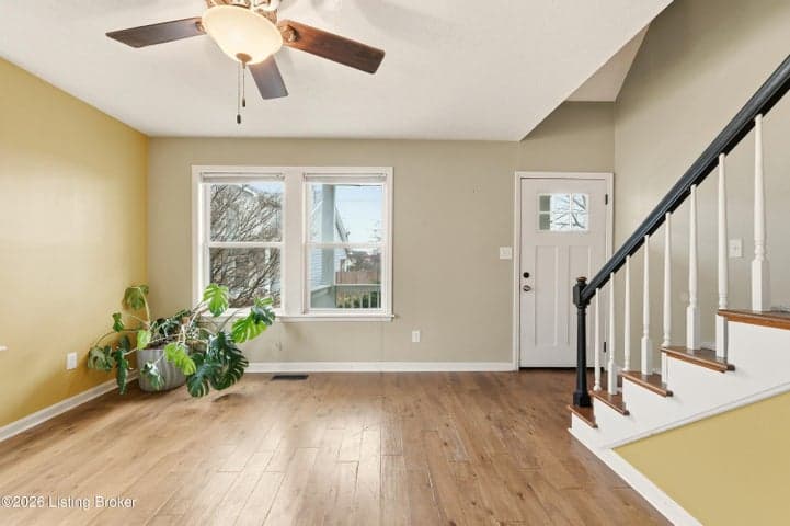 812 Goullon Ct, Louisville - photo 4 of 30