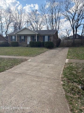 122 McGowan Ave, Bardstown - photo 2 of 16