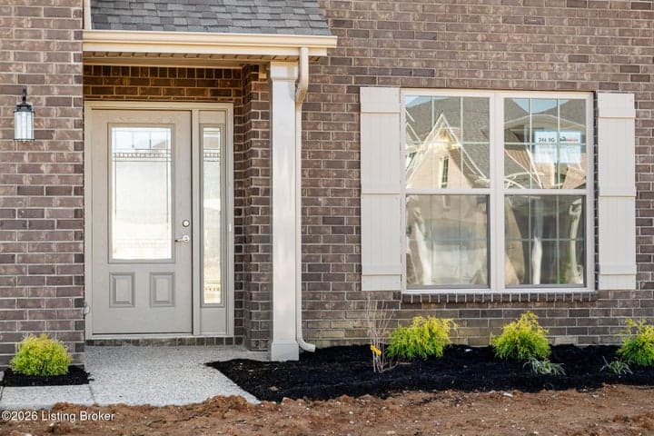 3606 Ringing Bell Ln, Louisville - photo 3 of 39