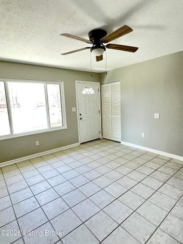 4601 Orleans Ct, Louisville - photo 4 of 24