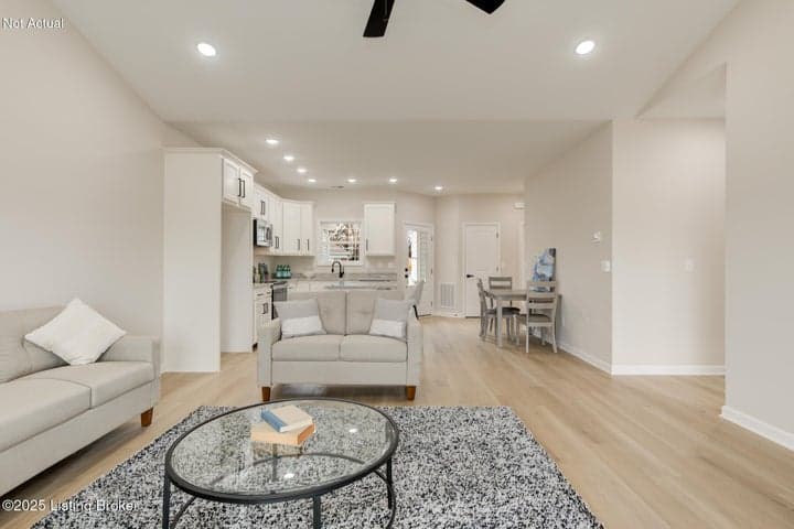 10917 Brookley Dr, Louisville