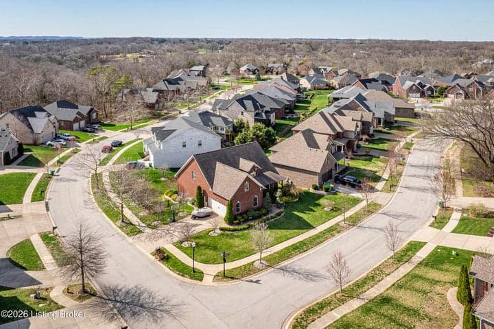11124 Blade Crest Way, Louisville - photo 3 of 51