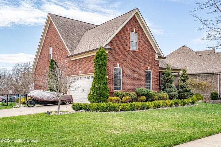 11124 Blade Crest Way, Louisville - photo 4 of 51