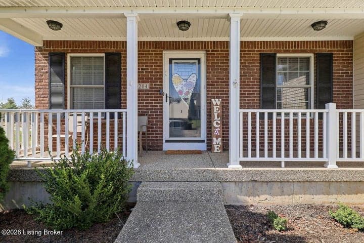 10204 Red Clover Ct, Louisville - photo 5 of 55