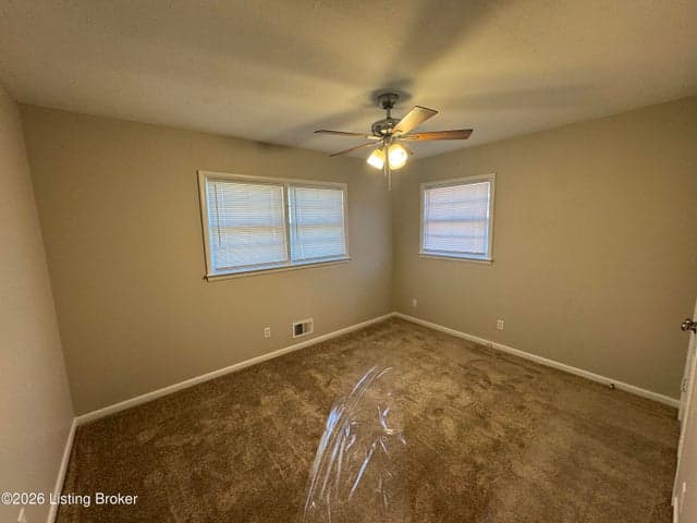 6319 Doe Run Rd, Louisville - photo 5 of 8