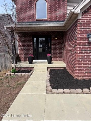 11010 Symington Cir, Louisville - photo 2 of 19