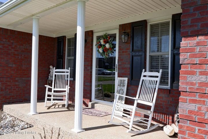 264 Forest Ridge Dr, Mt Washington - photo 3 of 20