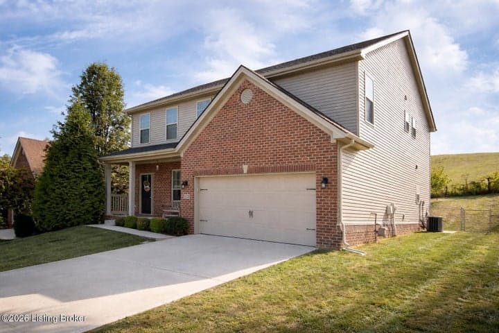 332 White Cliffs Ln, Frankfort - photo 2 of 17