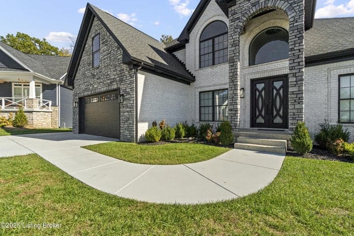 12319 Vanherr Dr, Louisville - photo 5 of 62