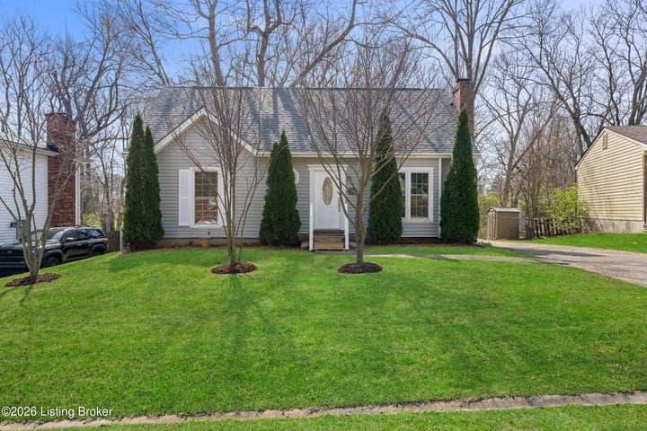 6510 Daverman Ct, Louisville - photo 2 of 34