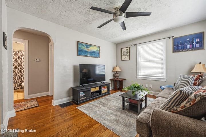 911 McKinley Ave, Louisville - photo 5 of 30