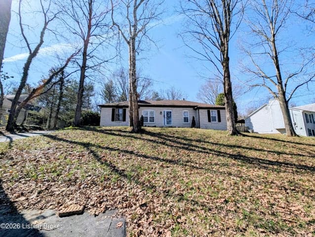 5412 Pearce Way, Crestwood - photo 5 of 37