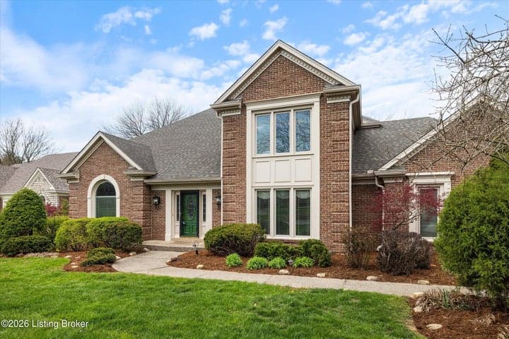 903 Lake Forest Pkwy, Louisville - photo 4 of 93