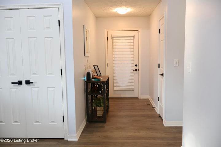 114 Fillmore Cir, Mt Washington - photo 3 of 21